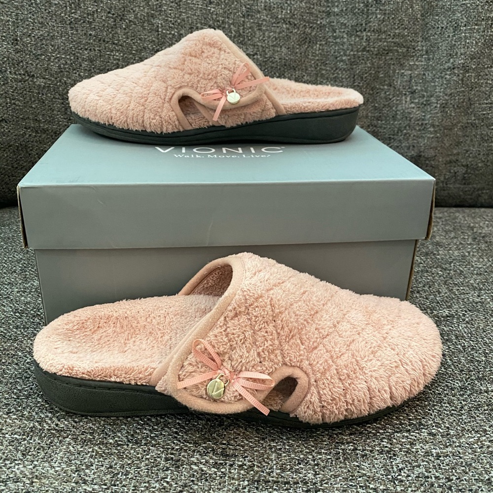 Vionic Indulge Adilyn Slippers